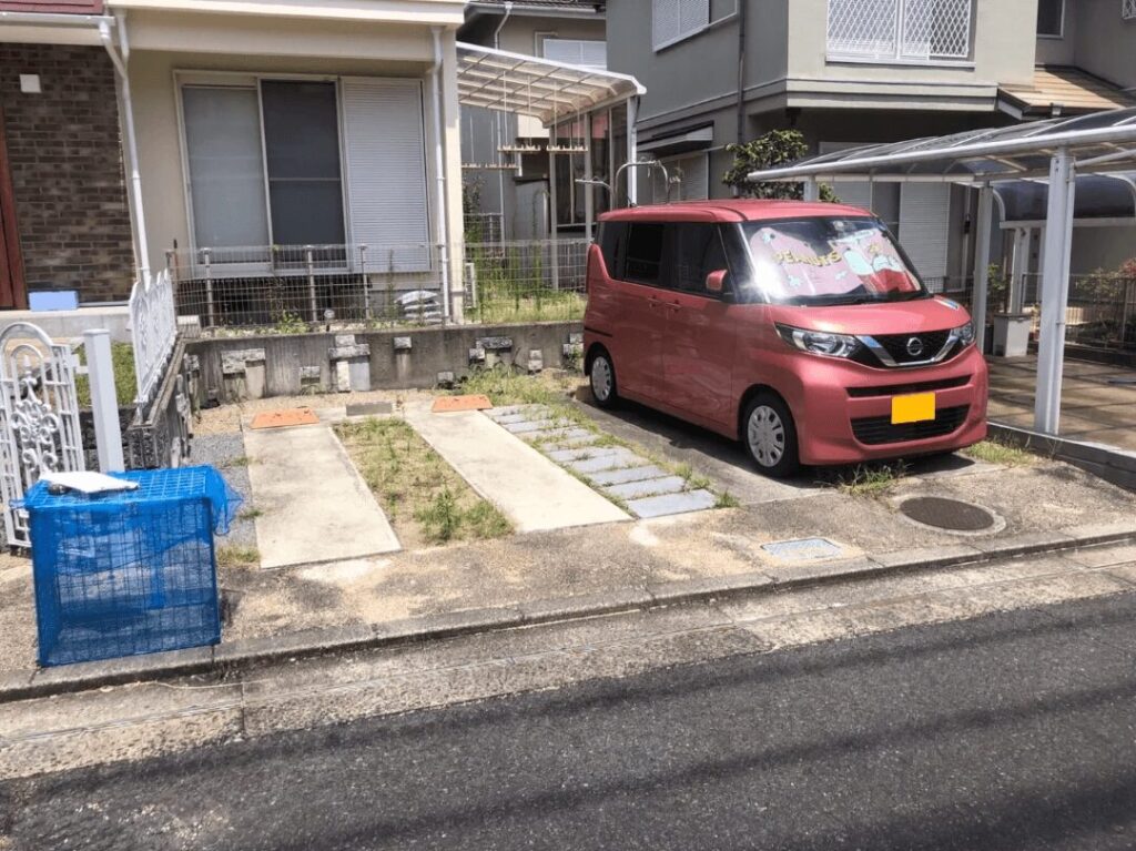 カーポート設置予定の駐車場