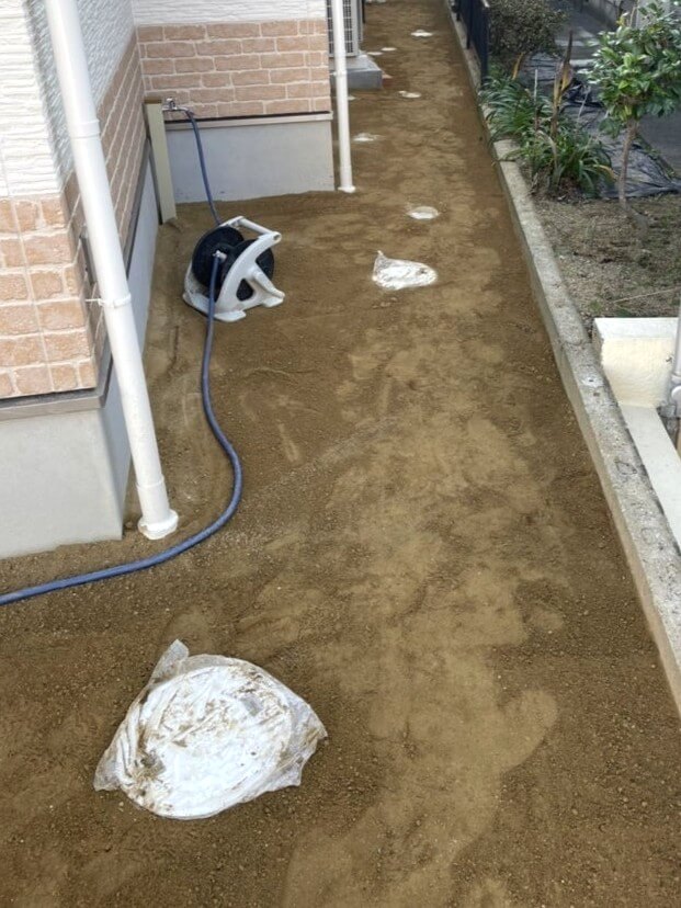 真砂土で整地