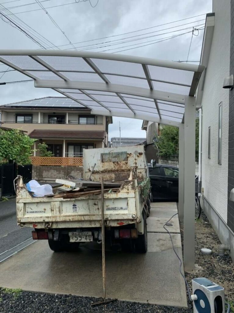 YKK　レイナポートグラン　カーポート